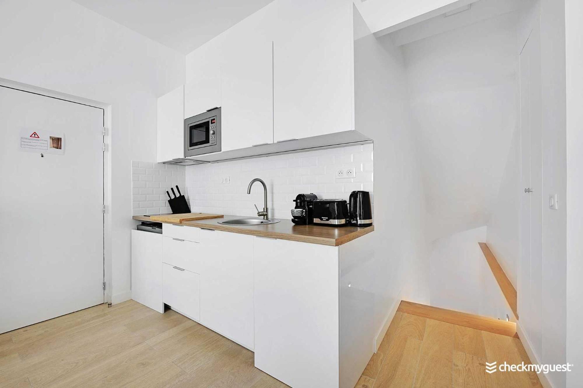 Appartement Intimate With Air Conditioner & Jacuzzi 2br 6p Montmartre *
